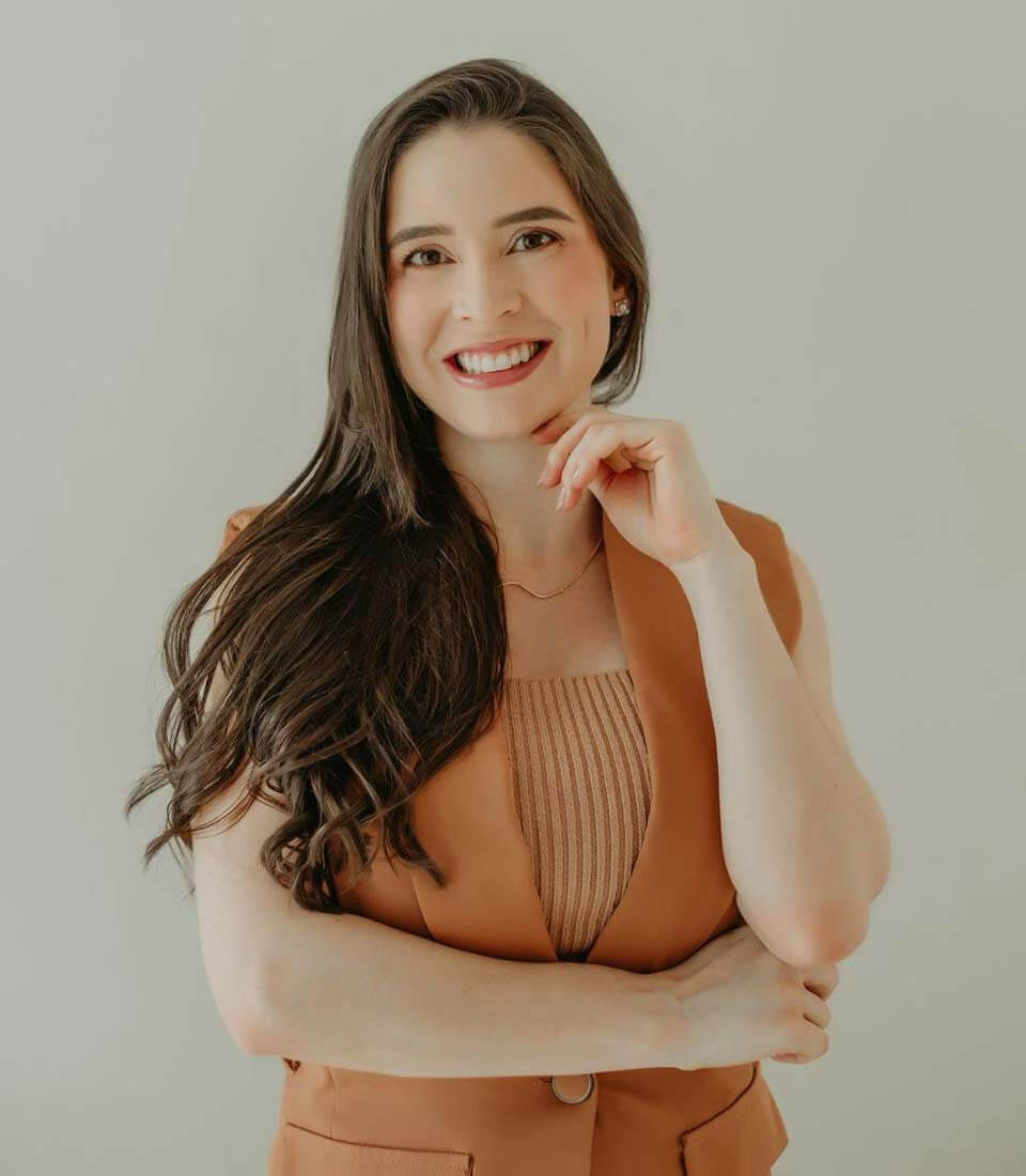 Dra. Aline Lima